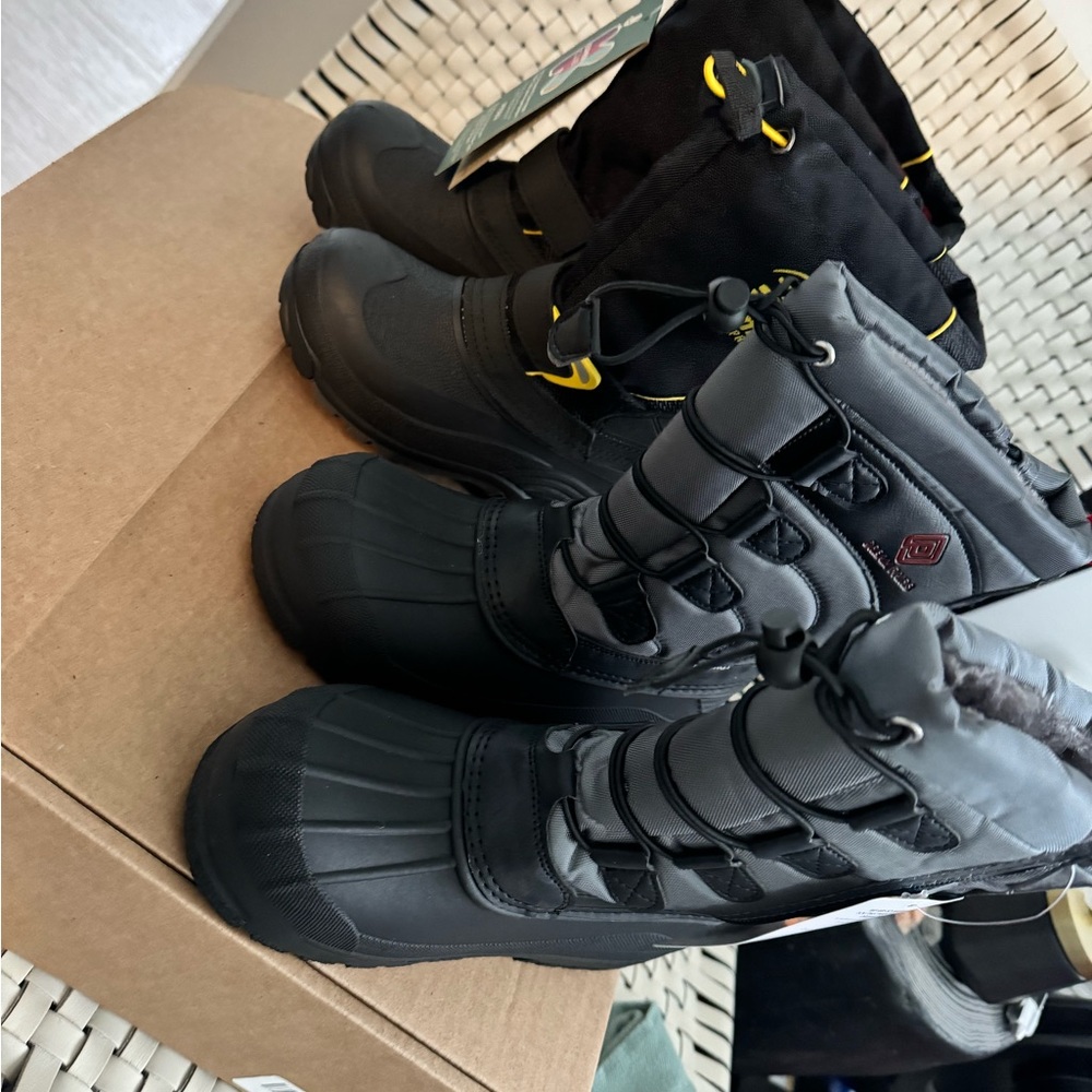 Winter bundle size 12 snow boots and size 1, size 5/6 ski bib. New